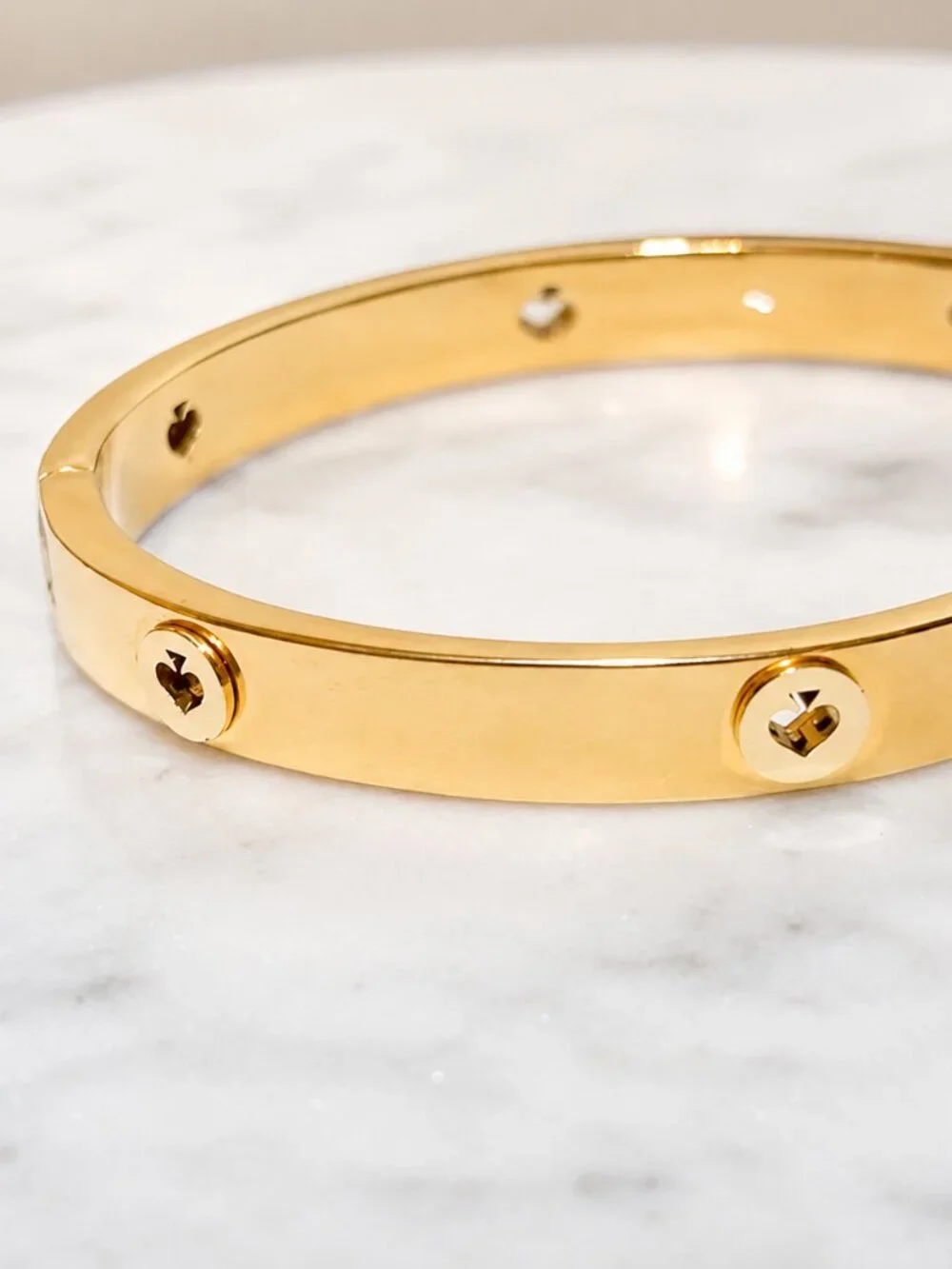 Kate Spade Bangle Bracelet “Spot the Spade” Studded - Minimalist Quiet Luxury - Picture 2 of 5